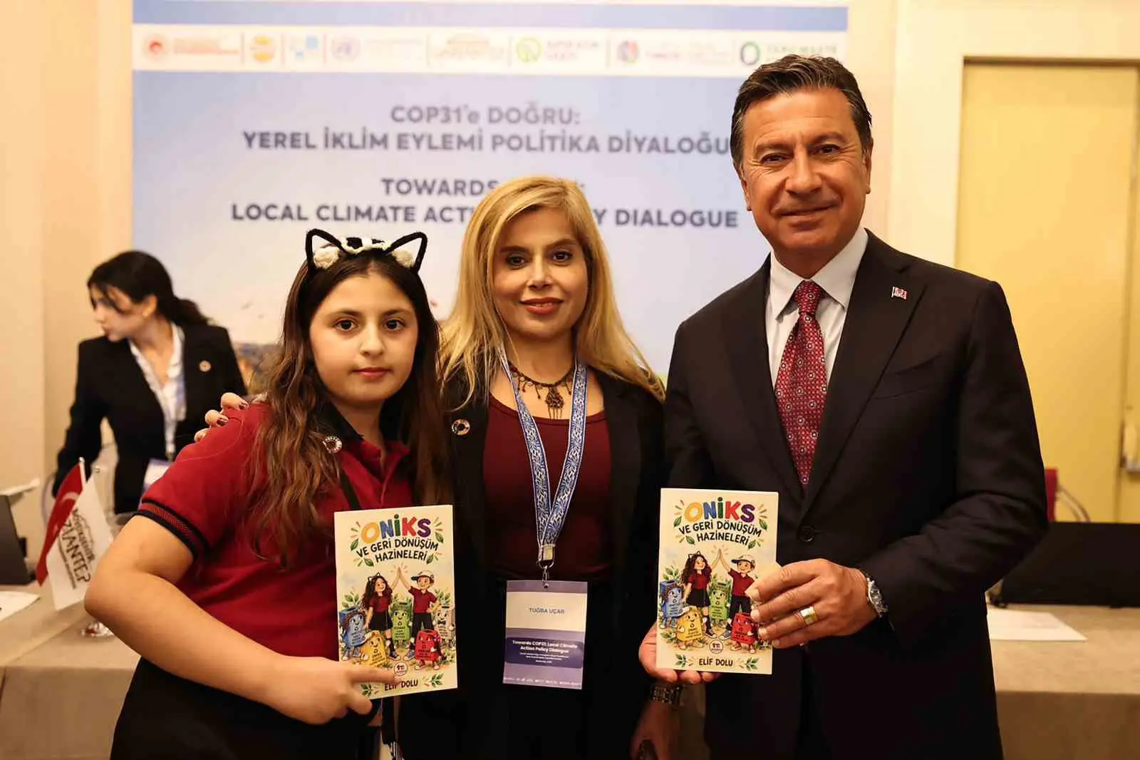 MUĞLA BÜYÜKŞEHİR BELEDİYE BAŞKANI AHMET ARAS, GAZİANTEP’TE DÜZENLENEN ‘COP31’E DOĞRU: YEREL İKLİM EYLEMİ POLİTİKA DİYALOĞU’ TOPLANTISINA KATILDI.