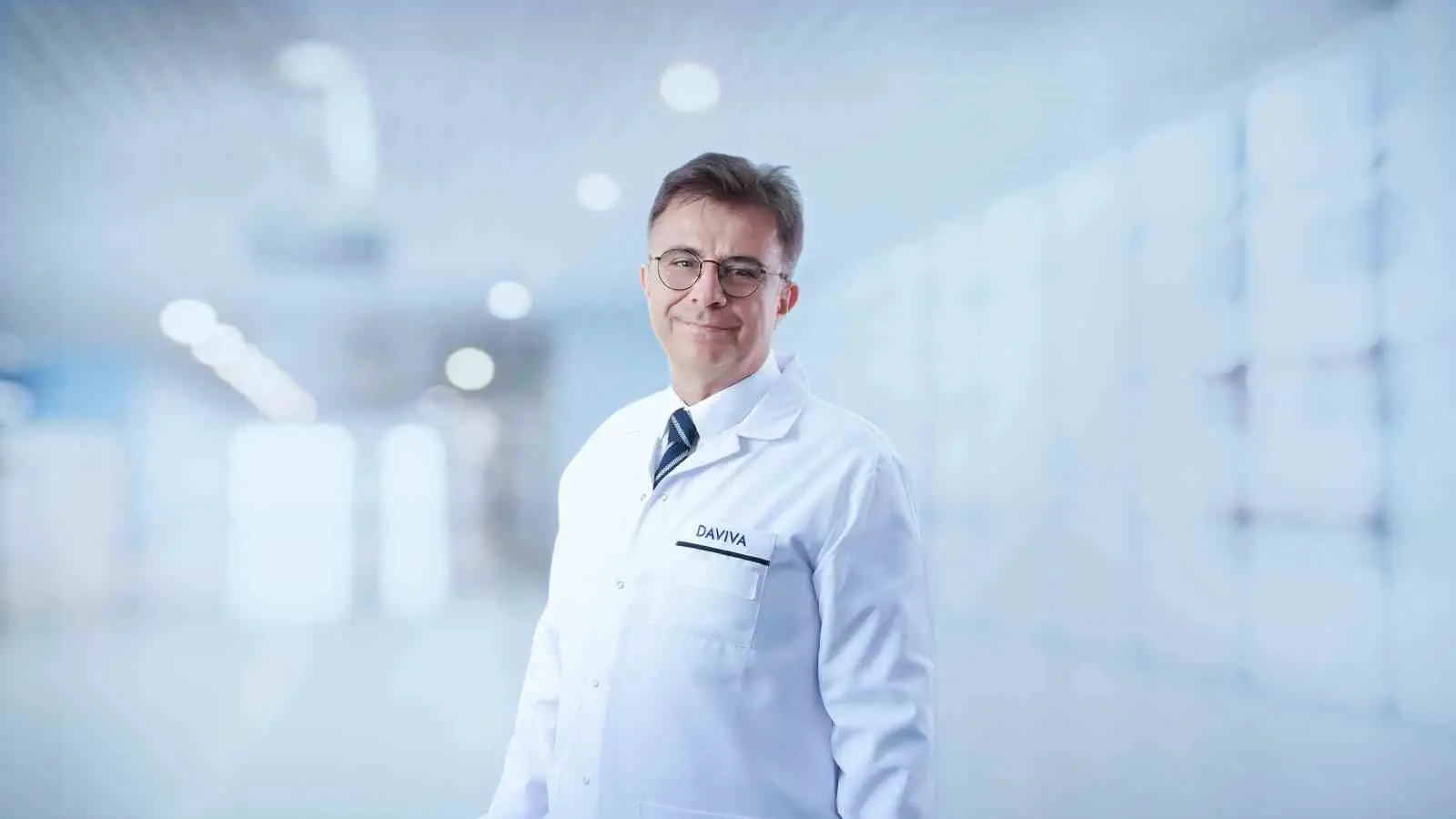 DAVİVA AVCILAR HASTANESİ BEYİN, SİNİR VE OMURİLİK CERRAHİSİ BÖLÜMÜ’NDEN PROF. DR. YAVUZ ARAS