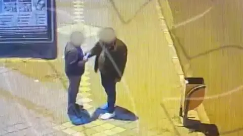 Iğdır’da bıçak tehdidiyle telefon gasp eden şüpheli tutuklandı