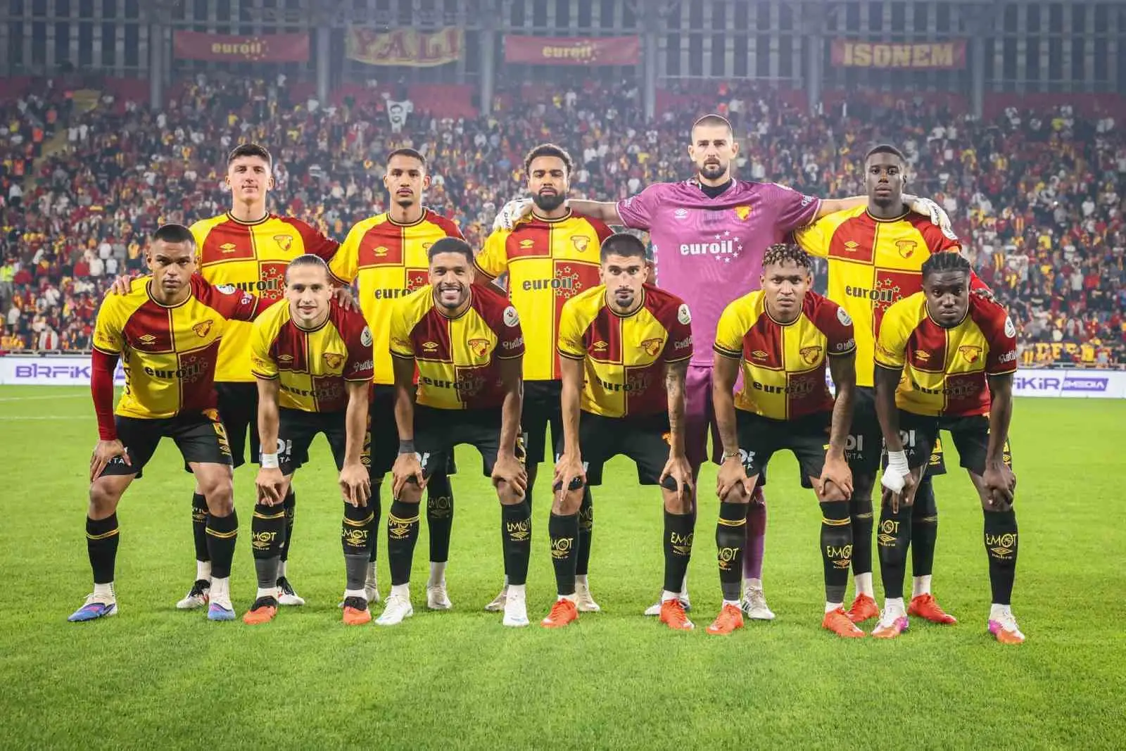 GÖZTEPE, GEÇEN SEZONUN İLK 9 HAFTASINDA 11 GOL ATARKEN, BU SEZON AYNI DÖNEMDE RAKİP FİLELERİ 19 KEZ HAVALANDIRDI.