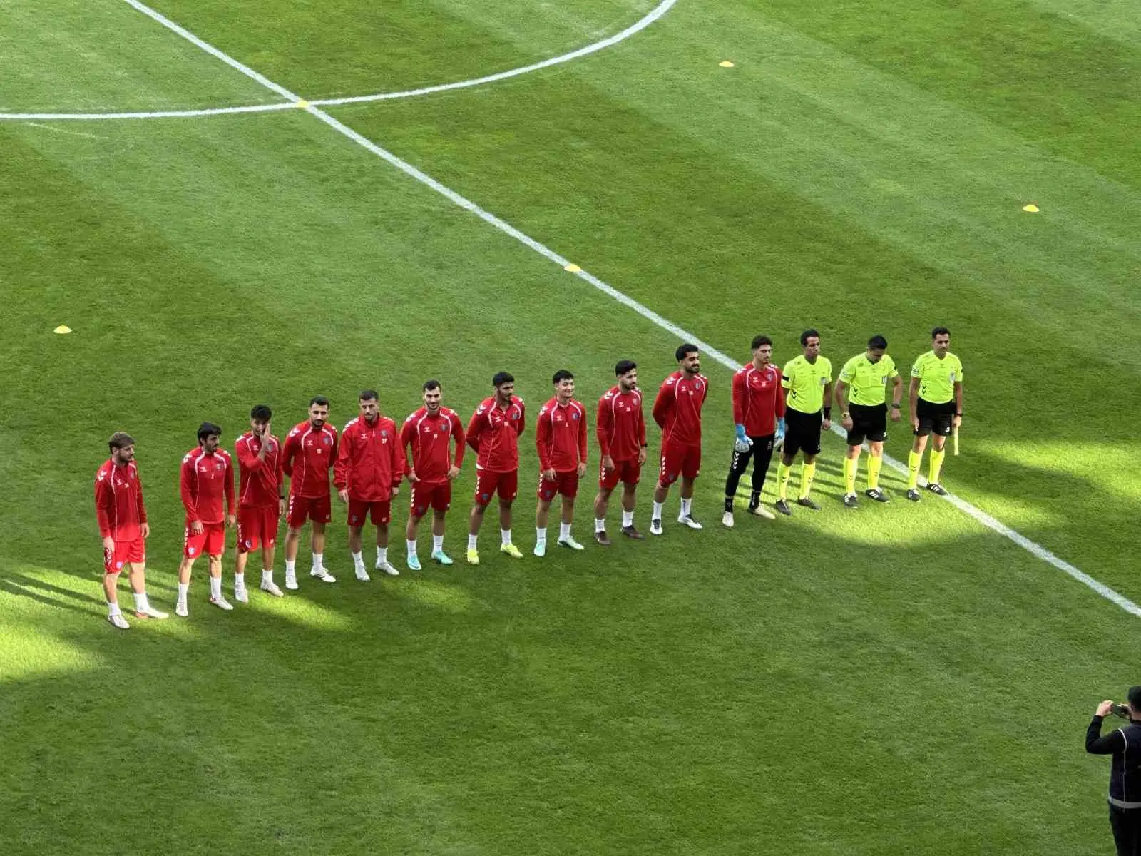 KARABÜK İDMAN YURDU ZİRAAT TÜRKİYE KUPASI 3. TURUNDAKİ RAKİBİ İSKENDERUNSPOR’UN KARŞILAŞMAYA ÇIKMAMASI NEDENİYLE HÜKMEN GALİP GELEREK TUR ATLADI.
