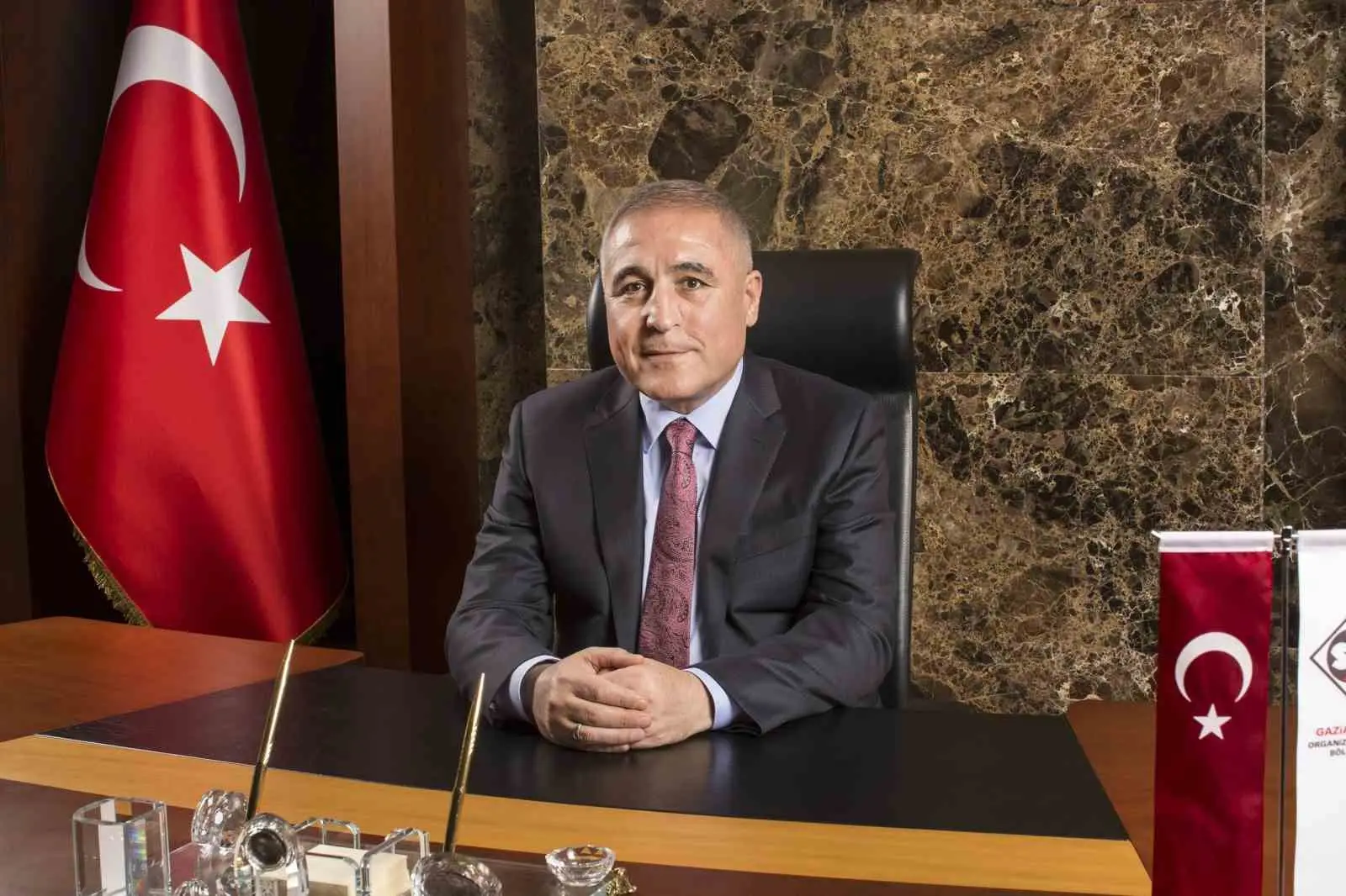 GAZİANTEP ORGANİZE SANAYİ BÖLGESİ BAŞKANI CENGİZ ŞİMŞEK, 29 EKİM CUMHURİYET BAYRAMI DOLAYISIYLA BİR KUTLAMA MESAJI YAYIMLADI.