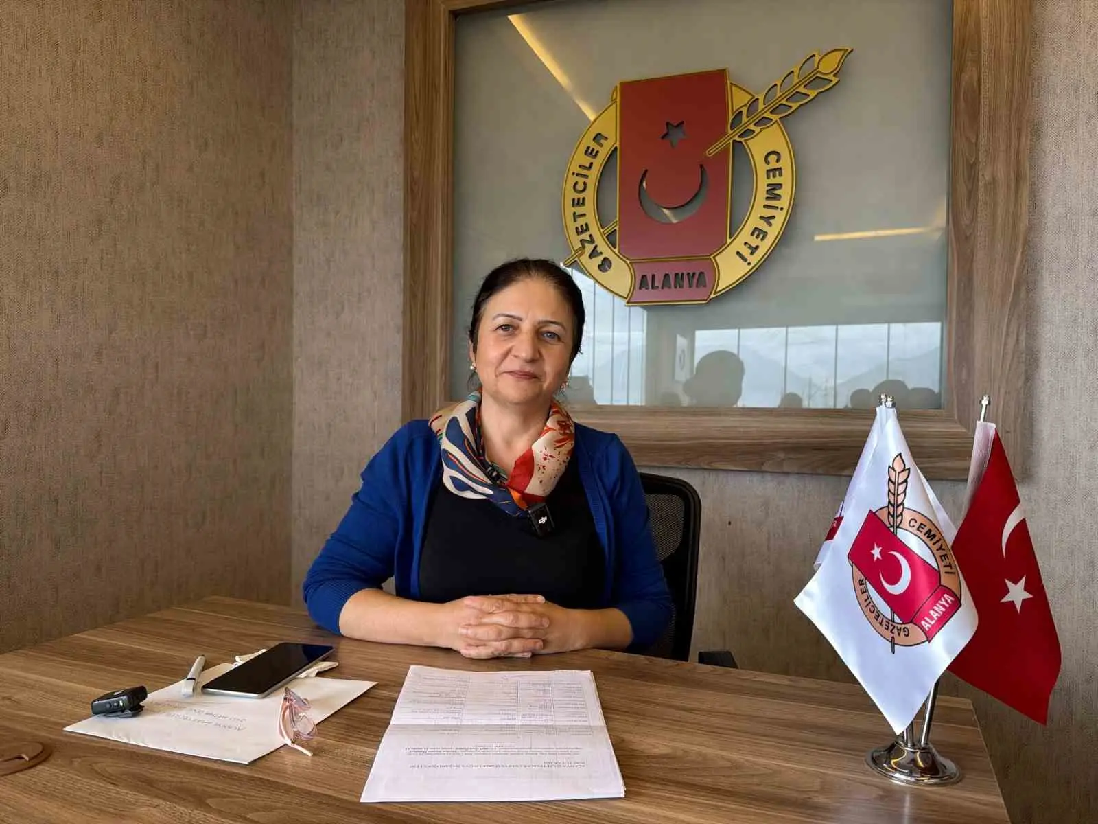 ALANYA GAZETECİLER CEMİYETİ (AGC) TARAFINDAN DÜZENLENEN GELENEKSEL MEDYA BAŞARI ÖDÜLLERİ YARIŞMASI’NIN SONUÇLARI AÇIKLANDI. YARIŞMADA 11 DALDA, BİRİ JÜRİ ÖZEL ÖDÜLÜ OLMAK ÜZERE 12 ESER ÖDÜLE LAYIK GÖRÜLÜRKEN, İHLAS HABER AJANSI (İHA) MUHABİRİ RECEP KARCI DA TELEVİZYON HABERİ JÜRİ ÖZEL ÖDÜLÜ’NÜN SAHİBİ OLDU.