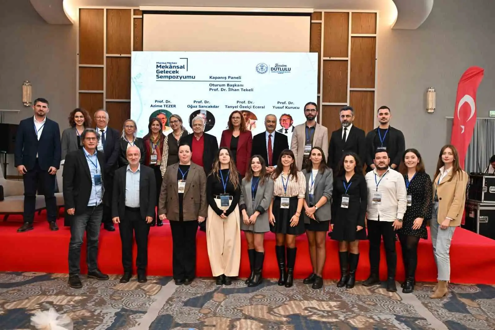 MANİSA BÜYÜKŞEHİR BELEDİYESİNİN DÜZENLEDİĞİ MANİSA MERKEZ MEKANSAL GELECEK SEMPOZYUMU'NDA, KENTİN GELECEĞİNİ ŞEKİLLENDİRECEK PLANLAMA KARARLARI ELE ALINDI