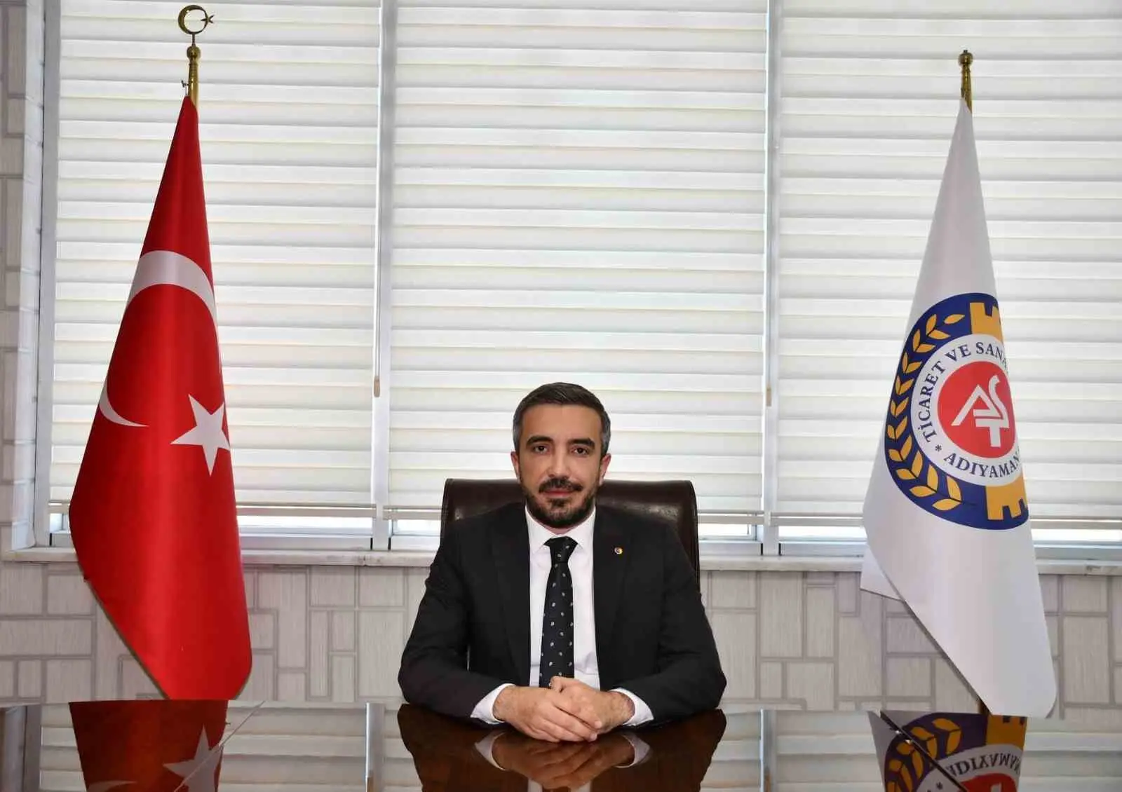 ADIYAMAN TİCARET VE SANAYİ ODASI YÖNETİM KURULU BAŞKANI MEHMET TORUNOĞLU, CUMHURİYETİN İLANININ 103. YIL DÖNÜMÜ VE 29 EKİM CUMHURİYET BAYRAMI DOLAYISIYLA AÇIKLAMALARDA BULUNDU.