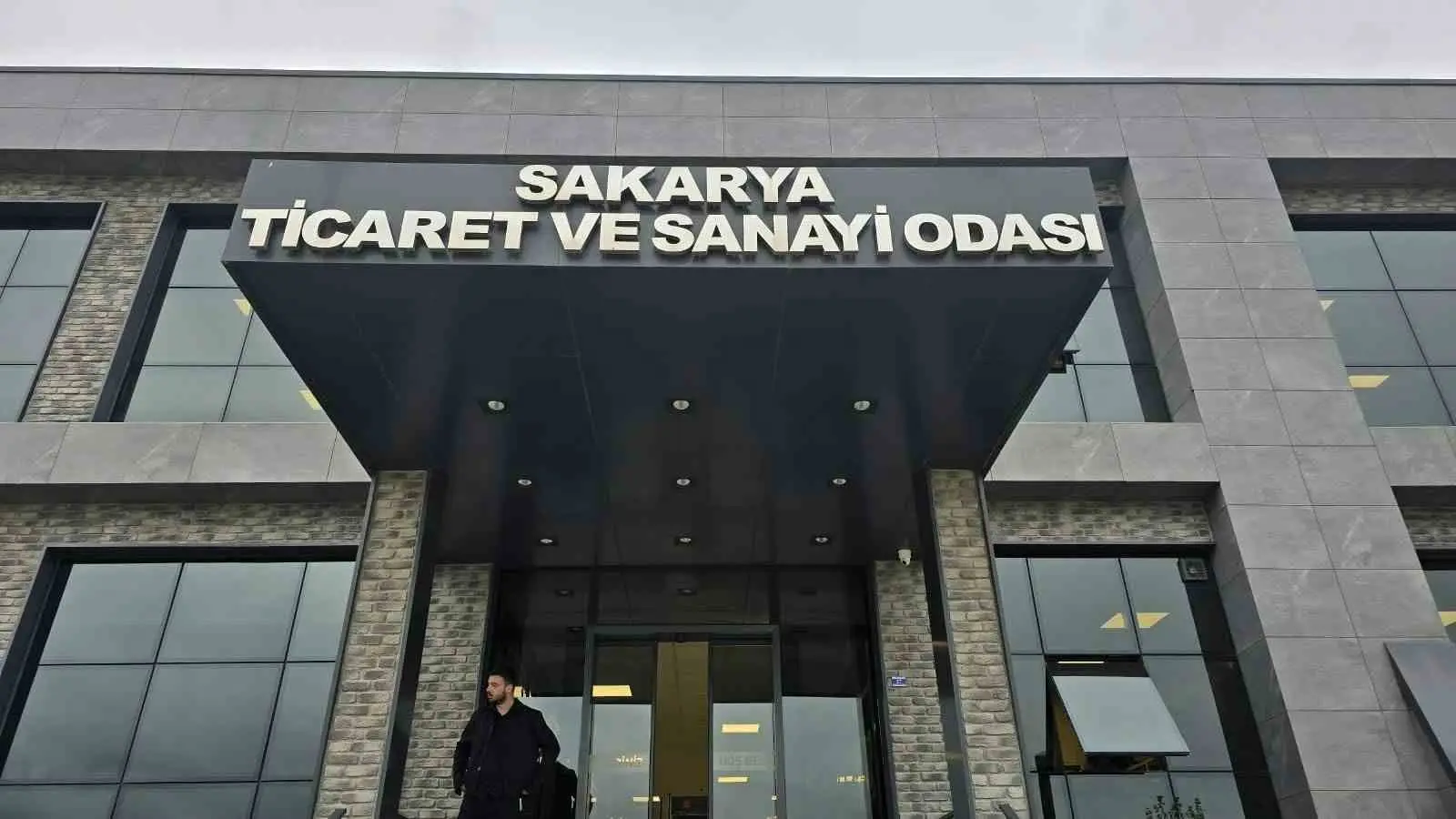SAKARYA TİCARET VE SANAYİ ODASI (SATSO) BİNASI