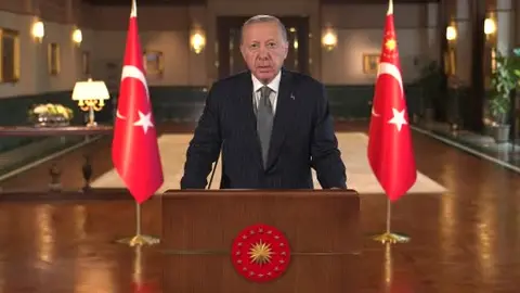 Cumhurbaşkanı Erdoğan: "Türkiye hamdolsun bugün dünden daha güçlüdür"