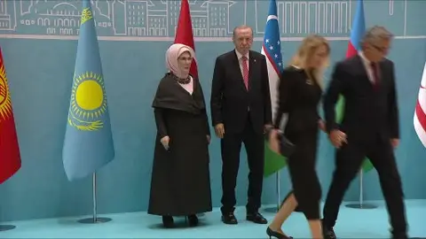 Cumhurbaşkanı Erdoğan: "Türkiye Cumhuriyetini muasır medeniyetler seviyesinin üzerine çıkarmak için var gücümüzle çalışmaya bugün bir kez daha söz veriyoruz"
