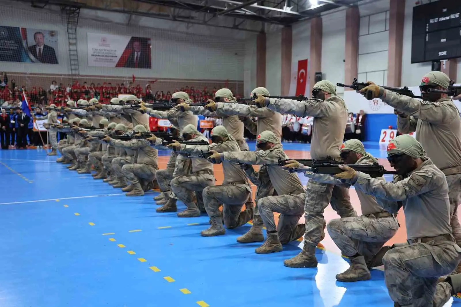 NEVŞEHİR DAMAT İBRAHİM PAŞA SPOR SALONU’NDA DÜZENLENEN TÖREN