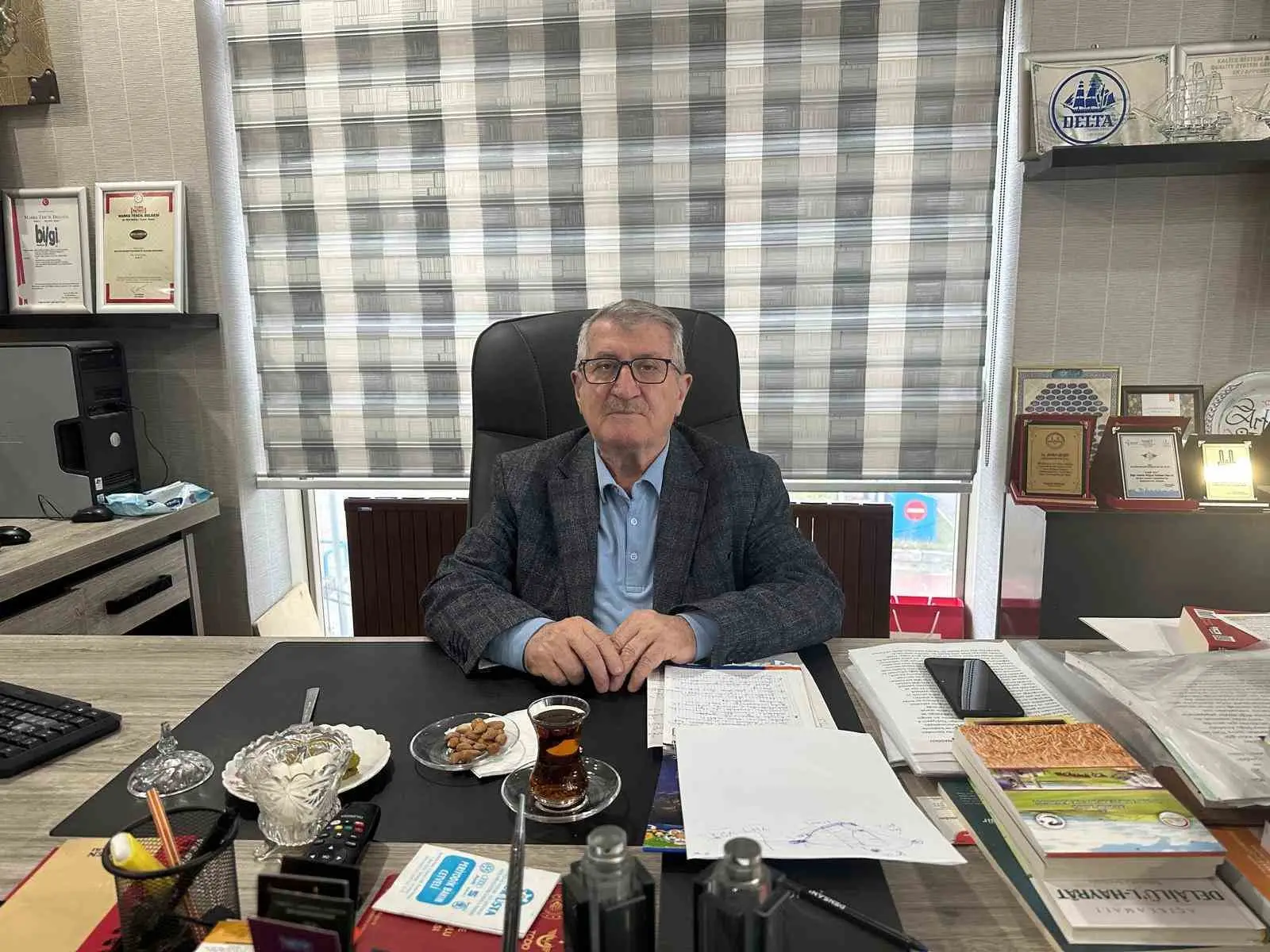 ZENGEZUR KORİDORU, HIZLI TREN VE PALANDÖKEN LOJİSTİK MERKEZİ’NE İLİŞKİN DEĞERLENDİRMELERDE BULUNAN ERZURUMLU İŞ İNSANI ŞEVKET DEMİR, ERZURUM’UN SAHİP OLDUĞU STRATEJİK KONUMDAN YETERİNCE YARARLANAMADIĞINA DİKKAT ÇEKTİ.