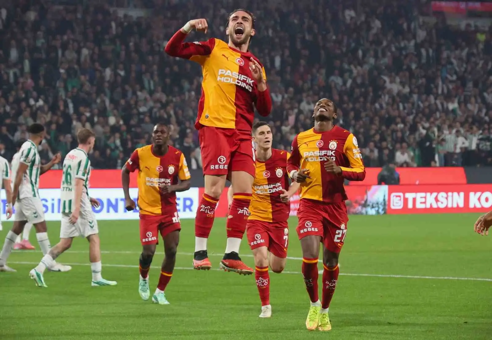 GALATASARAY, TRENDYOL SÜPER LİG'İN 10. HAFTASINDA GALATASARAY DEPLASMANDA OYNADIĞI KONYASPOR'U 4-0 MAĞLUP EDEREK LİGDE ÜST ÜSTE 4. GALİBİYETİNİ ELDE ETTİ VE PUANINI 25'E YÜKSELTTİ