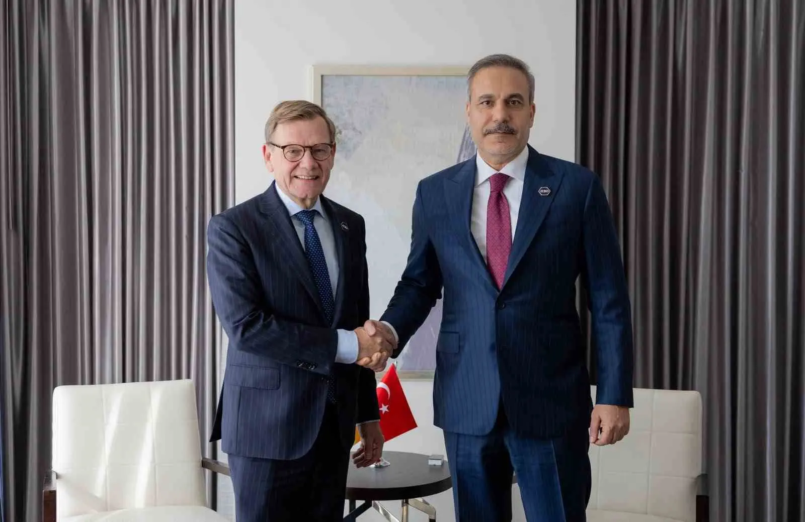ATLANTA (İHA) - DIŞİŞLERİ BAKANI HAKAN FİDAN, ABD’DE DÜZENLENEN G20 DIŞİŞLERİ BAKANLARI TOPLANTISI MARJINDA ALMANYA DIŞİŞLERİ JOHANN WADEPHUL İLE GÖRÜŞTÜ.