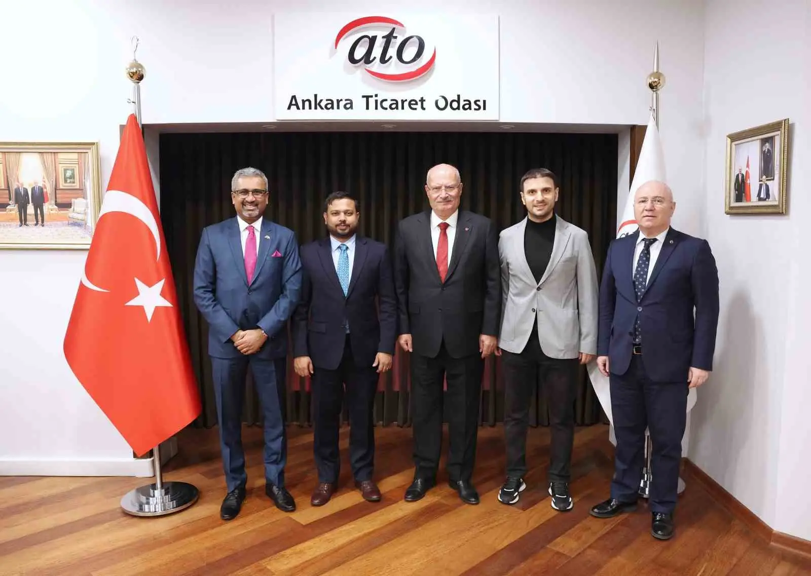 SRİ LANKA DIŞİŞLERİ VE YURTDIŞI İSTİHDAM BAKAN YARDIMCISI ARUN HEMACHANDRA ANKARA TİCARET ODASI (ATO) YÖNETİM KURULU BAŞKANI GÜRSEL BARAN’I ZİYARET ETTİ.